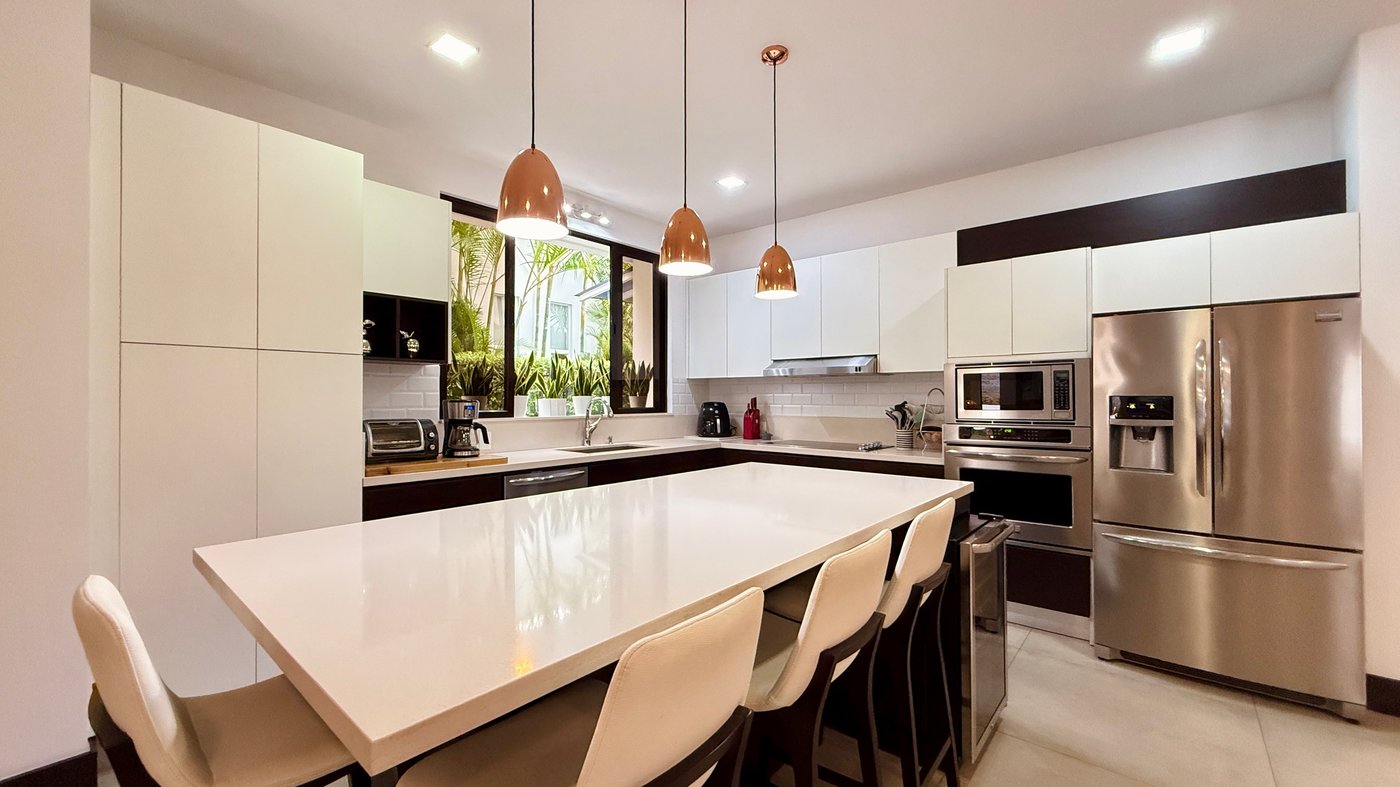 casa en venta en santa ana cocina