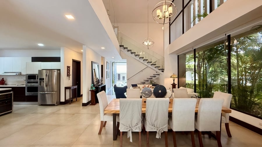 casa en venta en santa ana sala