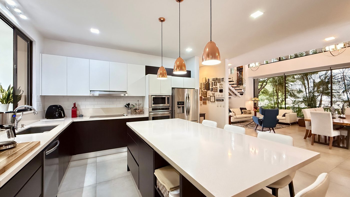 casa en venta en santa ana cocina
