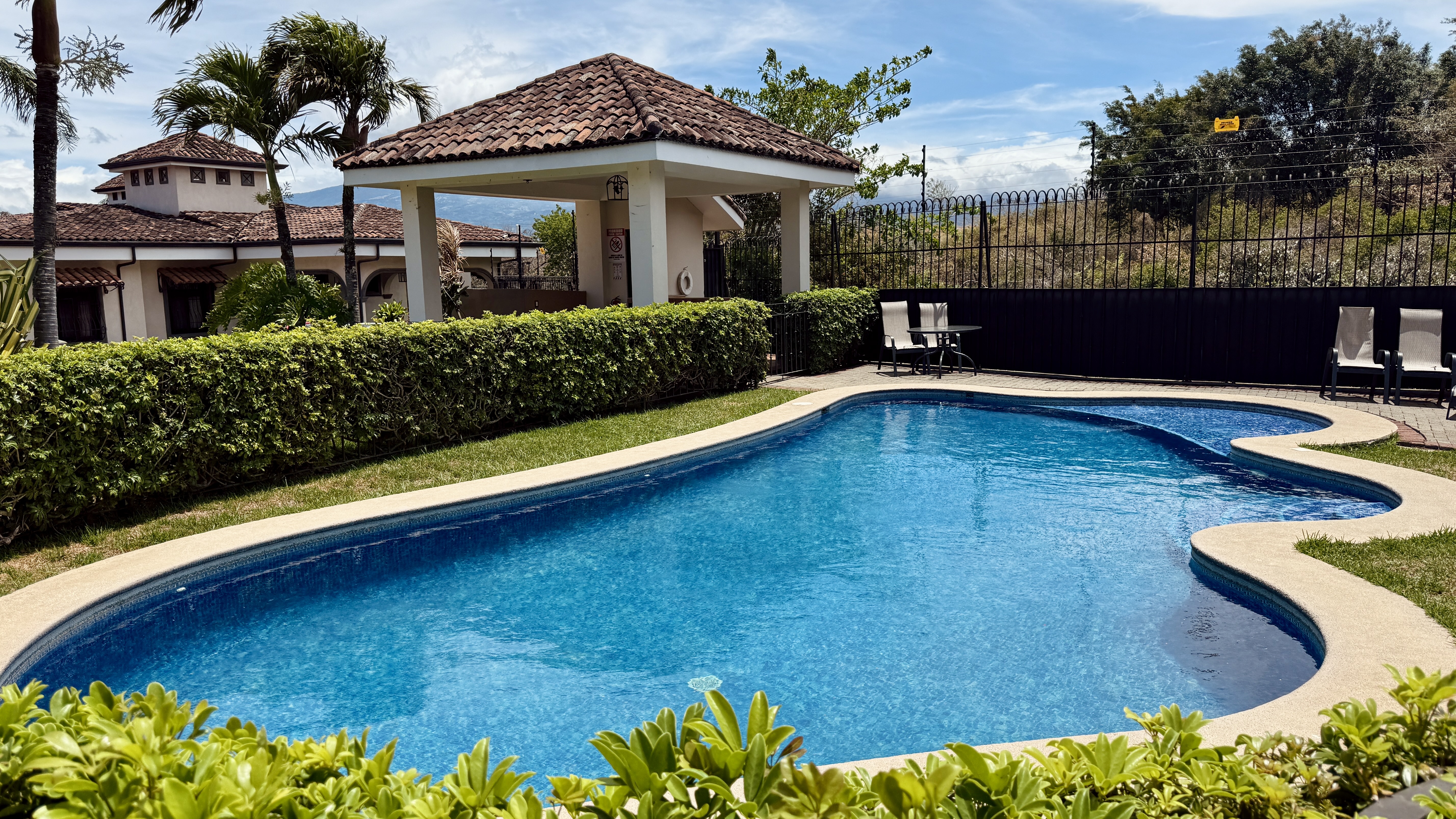 casa en venta en escazu